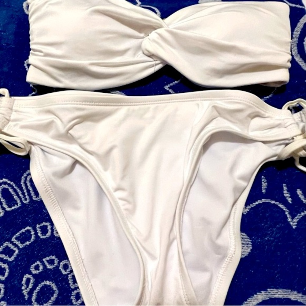 White Bikini 2 Pc Set Bandeau Top Tie Side Bottom Sz L